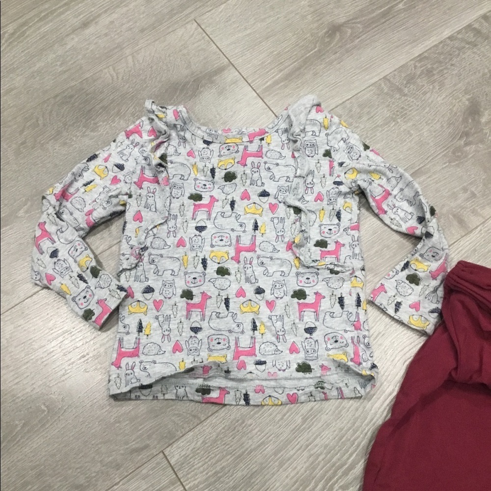 2T top bundle - Picture 2 of 4